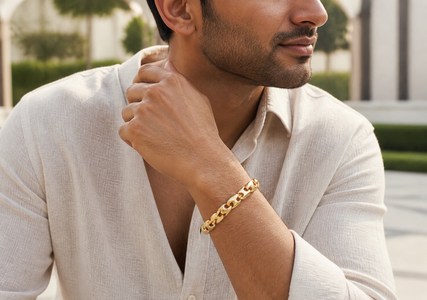 10mm gold tone anchor link bracelet — detail view 10mm Gold-Tone Anchor-Link Bracelet — detail view