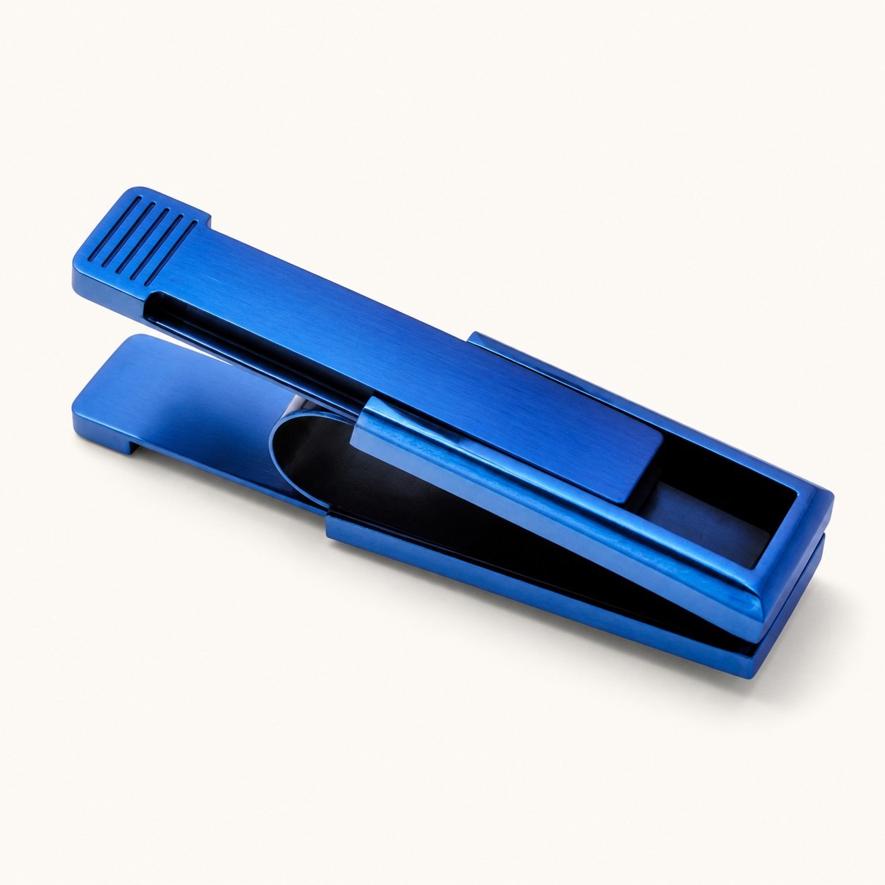 Blue Stainless Steel Pull-Out Clamp Money Clip — product view Blue Stainless Steel Pull-Out Clamp Money Clip — product view