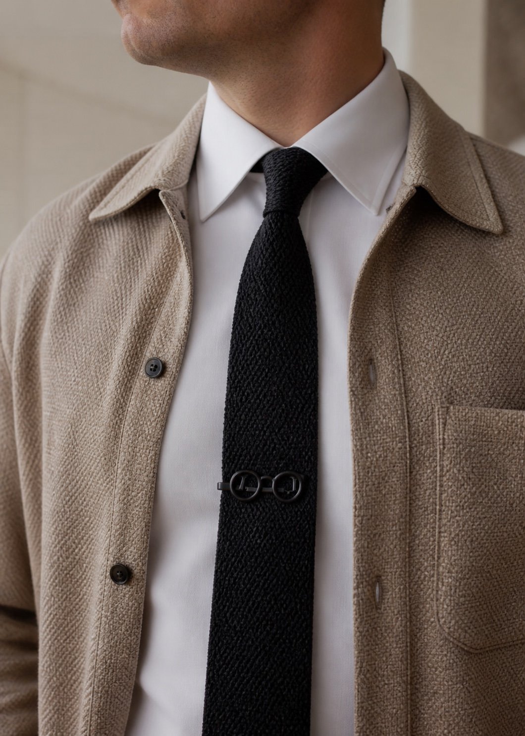 Black Eyeglasses Motif Tie Clip — detail view Black Eyeglasses Motif Tie Clip — detail view