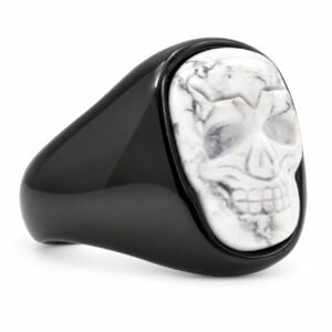 Howlite Black Skull Signet Ring — packshot